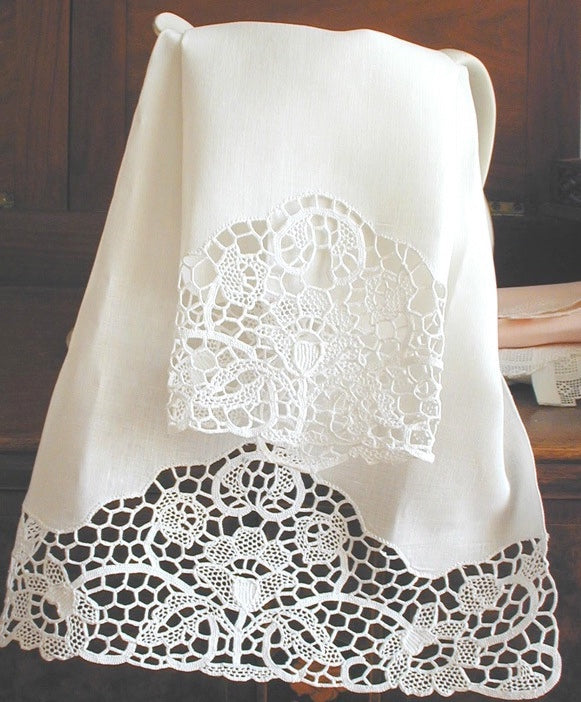 Embracing Luxury and Sustainability: The Timeless Appeal of Linen Towels