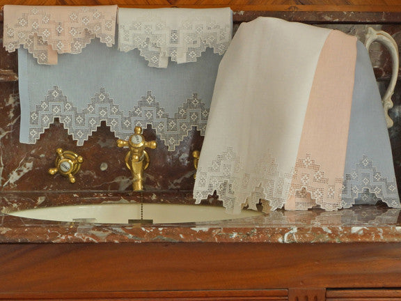 Needle Point Guest Towel